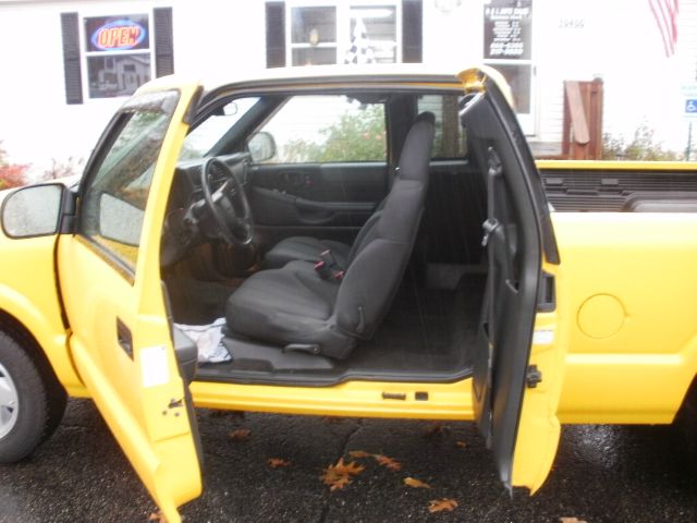 2003 GMC Sonoma 6 Speed Quattro