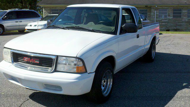 2003 GMC Sonoma 6 Speed Quattro