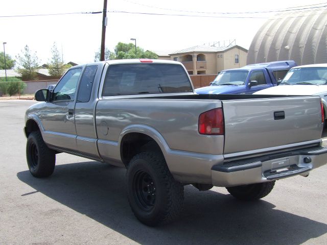 2003 GMC Sonoma 6 Speed Quattro