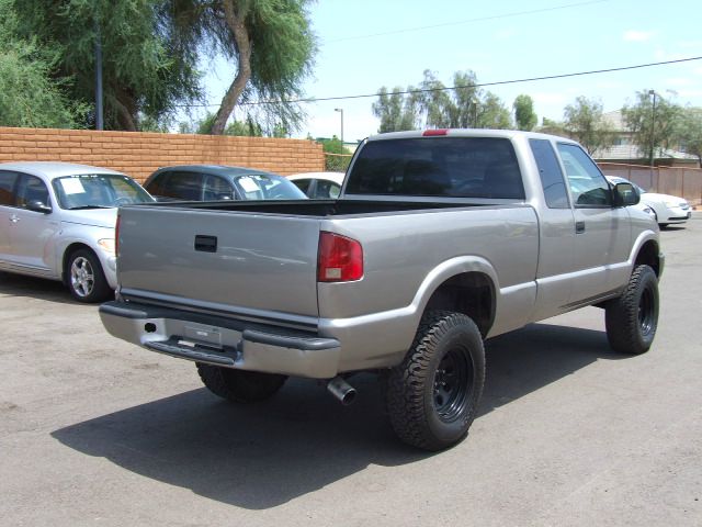 2003 GMC Sonoma 6 Speed Quattro