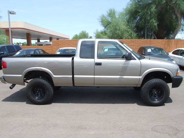 2003 GMC Sonoma 6 Speed Quattro