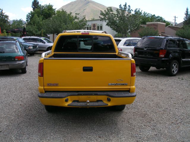 2003 GMC Sonoma 4dr Sdn LS 3.0L Auto