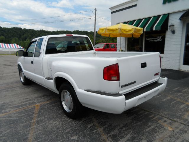 2003 GMC Sonoma 6 Speed Quattro