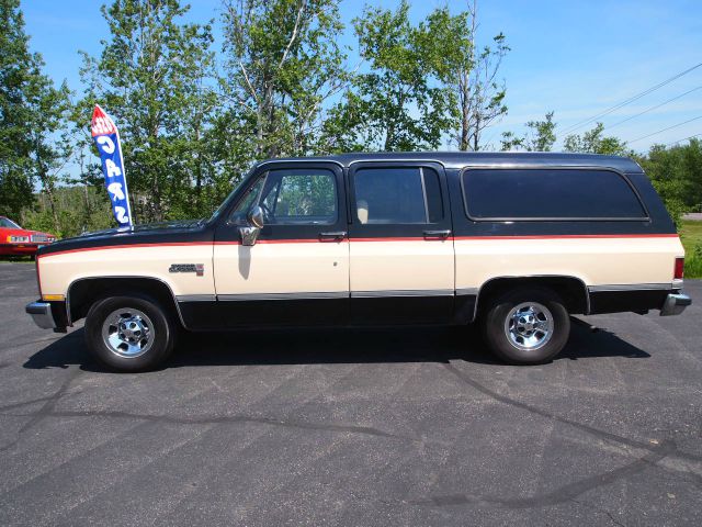 1984 GMC Suburban E350 4dr Wgn Sport 3.5L 4matic AWD Wagon