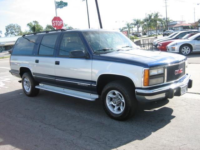 1993 GMC Suburban 4DR SDN SXT