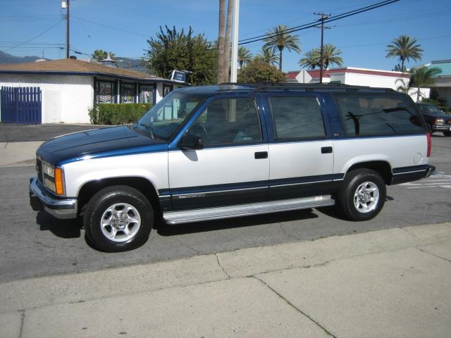 1993 GMC Suburban 4DR SDN SXT