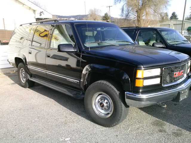 1996 GMC Suburban SLT