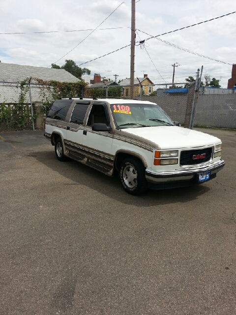 1997 GMC Suburban C350 4dr Sdn 3.5L Sport RWD Sedan