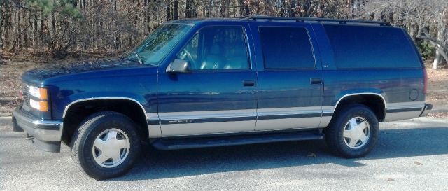 1997 GMC Suburban Unknown