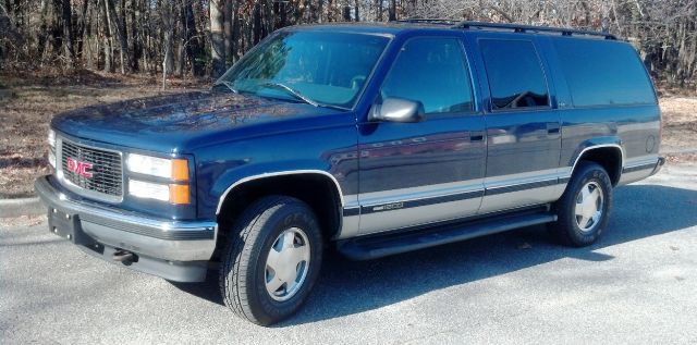 1997 GMC Suburban Unknown