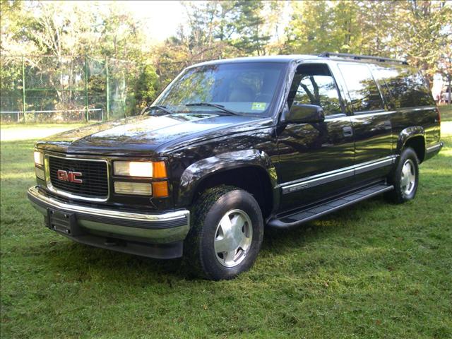 1999 GMC Suburban Unknown