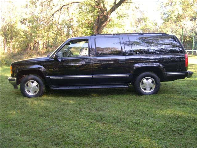 1999 GMC Suburban Unknown