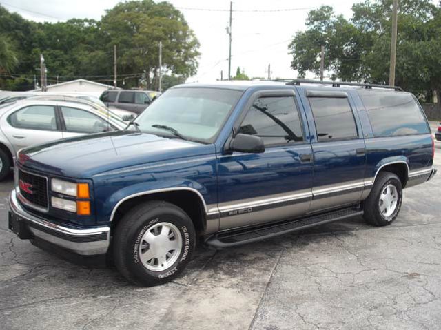 1999 GMC Suburban Unknown