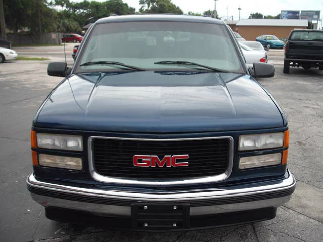 1999 GMC Suburban Unknown