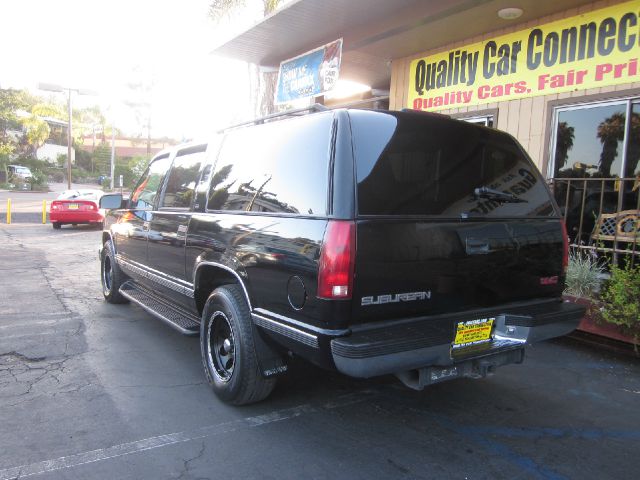 1999 GMC Suburban Unknown