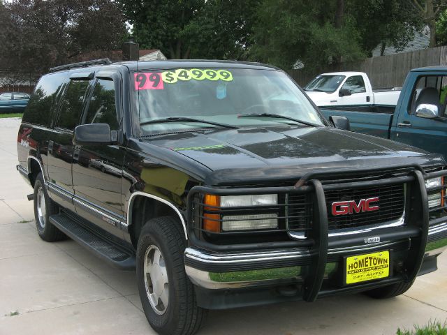 1999 GMC Suburban Unknown