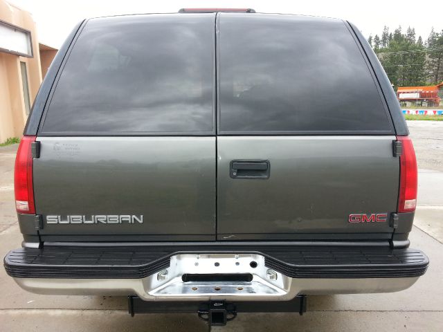 1999 GMC Suburban EX Automatic W/leatherdvd RES