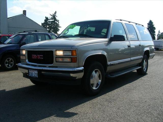 1999 GMC Suburban Scion XB