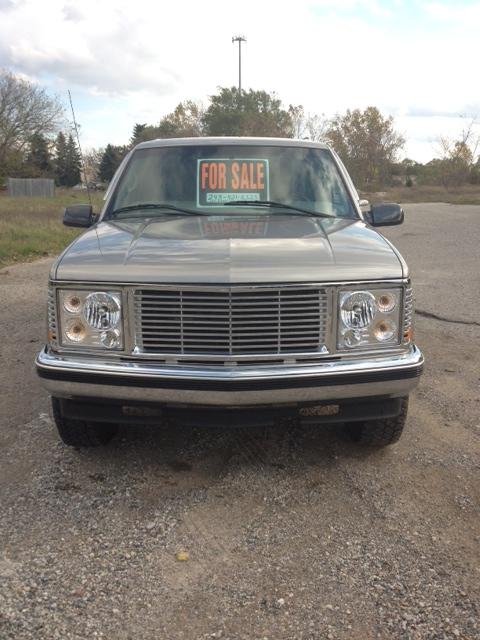 1999 GMC Suburban SLT