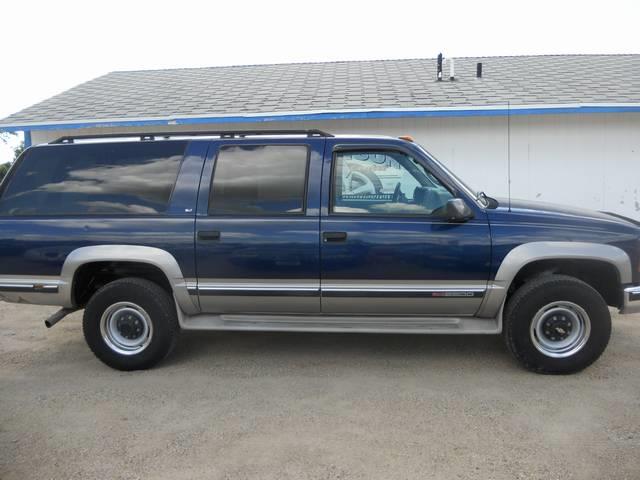 1999 GMC Suburban 4x4gs