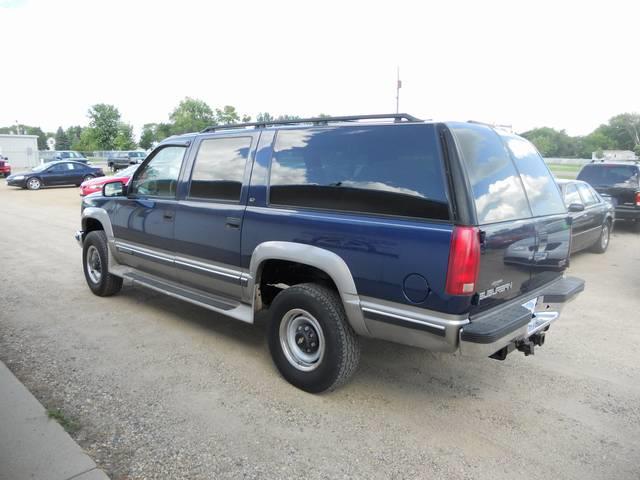 1999 GMC Suburban 4x4gs