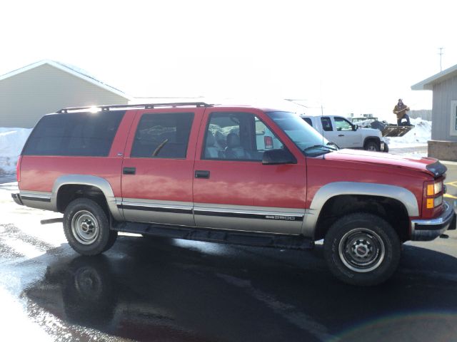 1999 GMC Suburban Unknown