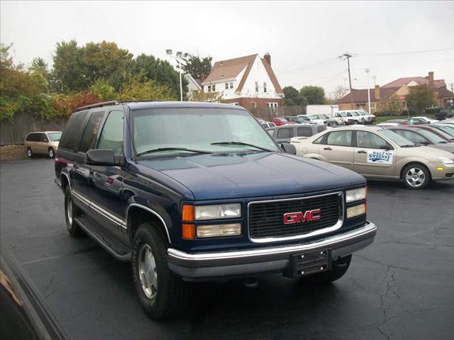 1999 GMC Suburban Unknown