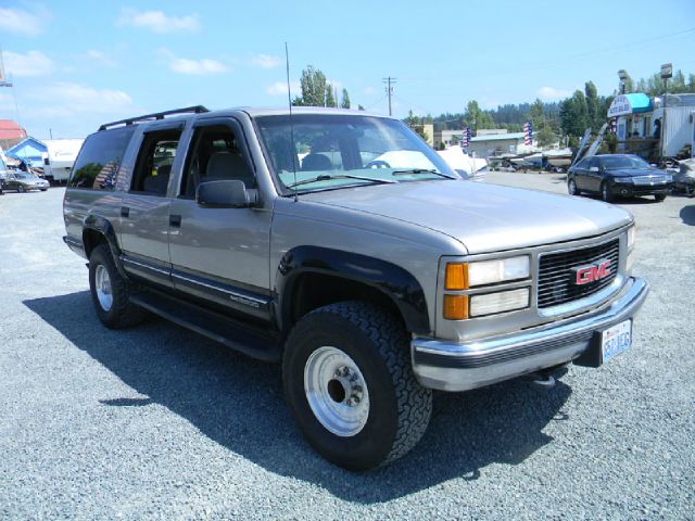 1999 GMC Suburban SLT 3rd Rowflex Fuel1/2 Ton 4x4one Owner