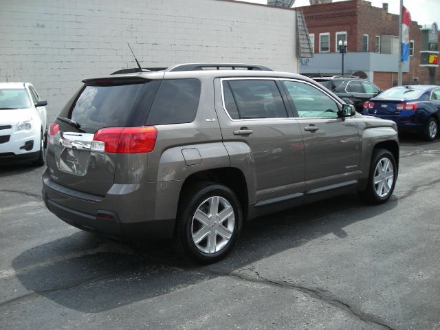 2010 GMC Terrain Nav-tv/dvd-quads-third-sunroof-leather-4wd-6 CD TH