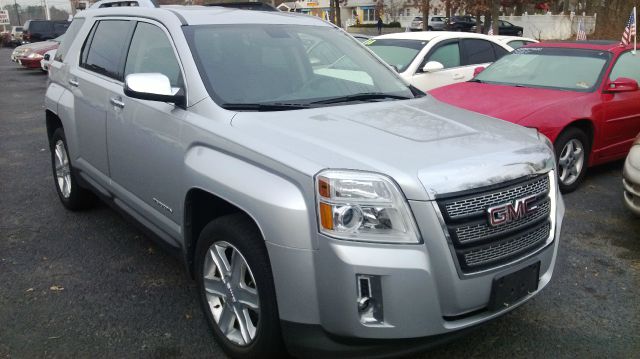 2010 GMC Terrain 4dr Sdn Man CE (natl)