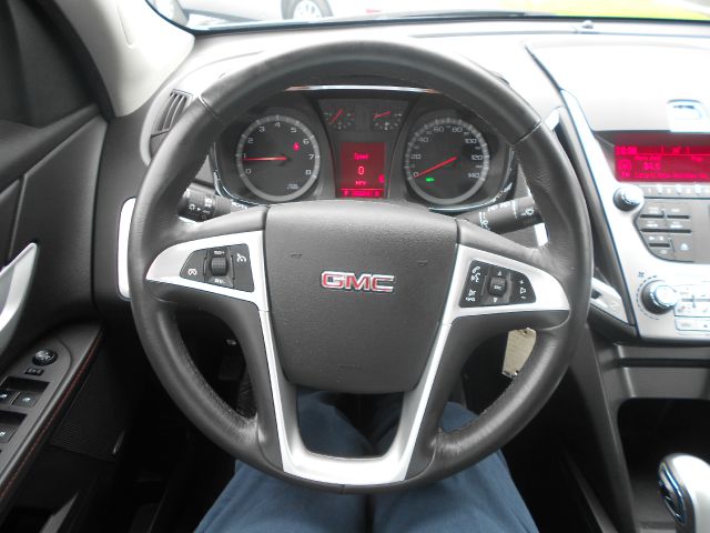 2010 GMC Terrain 4dr Sdn Man CE (natl)