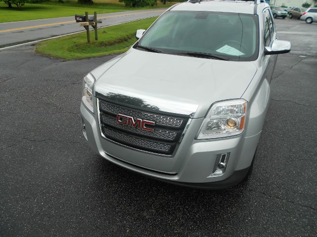 2010 GMC Terrain 4dr Sdn Man CE (natl)