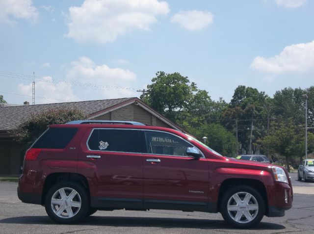 2011 GMC Terrain 4dr Sdn Man CE (natl)