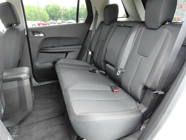 2013 GMC Terrain Nav-tv/dvd-quads-third-sunroof-leather-4wd-6 CD TH