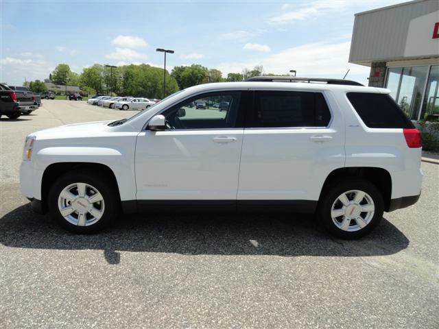 2013 GMC Terrain Nav-tv/dvd-quads-third-sunroof-leather-4wd-6 CD TH