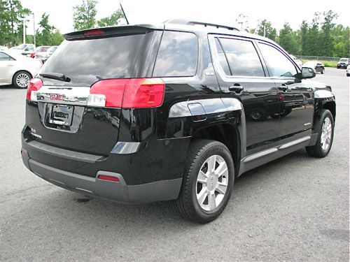 2013 GMC Terrain Nav-tv/dvd-quads-third-sunroof-leather-4wd-6 CD TH