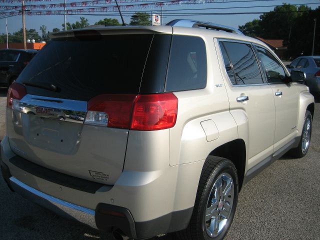 2013 GMC Terrain 4dr Sdn Man CE (natl)