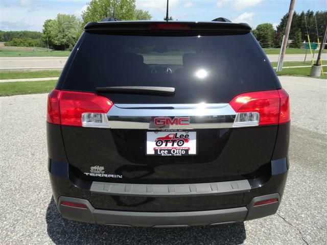 2013 GMC Terrain Nav-tv/dvd-quads-third-sunroof-leather-4wd-6 CD TH