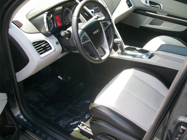 2013 GMC Terrain 4dr Sdn Man CE (natl)