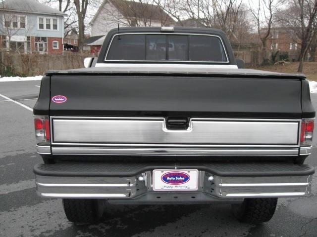 1987 GMC V1500 Unknown