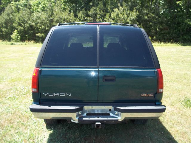 1999 GMC Yukon 4x4 Crew Cab LE