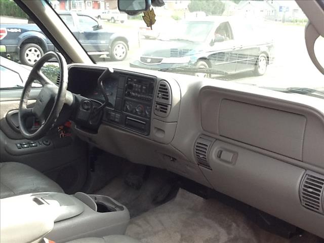 1999 GMC Yukon 4x4 Crew Cab LE