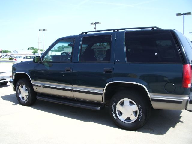 1999 GMC Yukon 4x4 Crew Cab LE