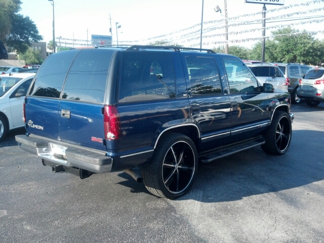 1999 GMC Yukon 4x4 Crew Cab LE