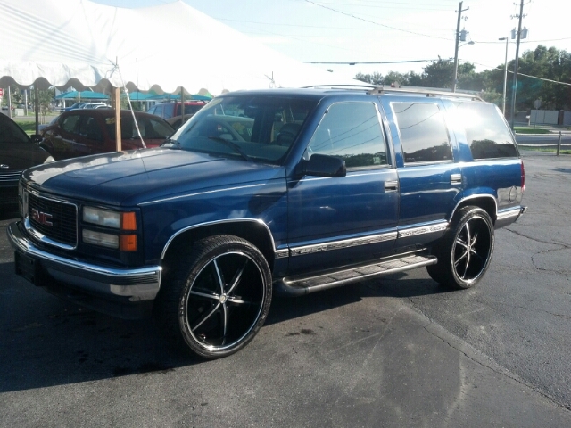 1999 GMC Yukon 4x4 Crew Cab LE