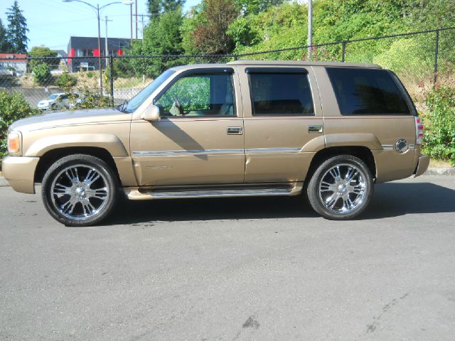 1999 GMC Yukon 4x4 Crew Cab LE