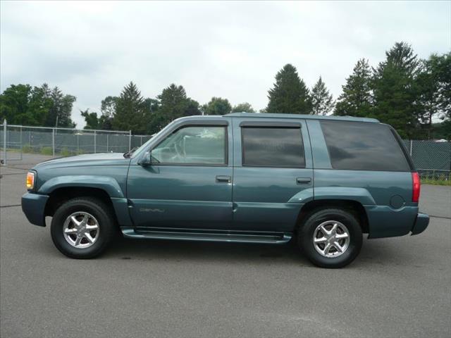 1999 GMC Yukon Ram 3500 Diesel 2-WD