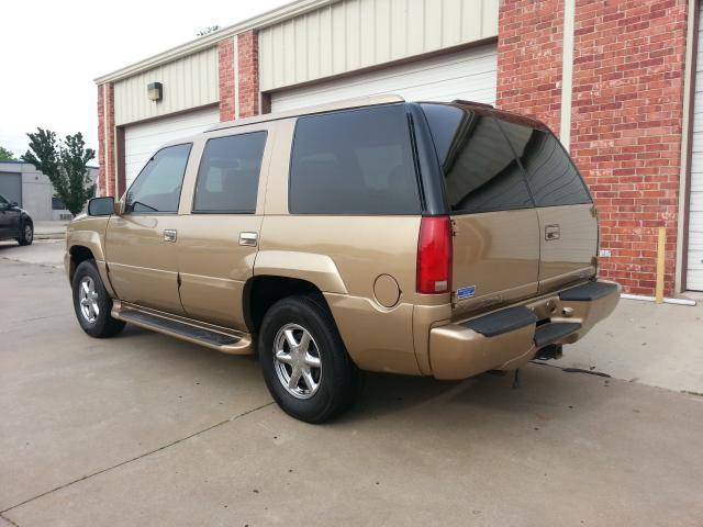 1999 GMC Yukon 2007 Cadillac