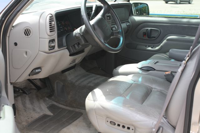 1999 GMC Yukon GXP