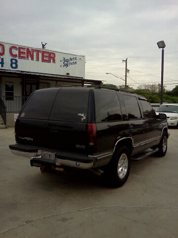 1999 GMC Yukon GXP